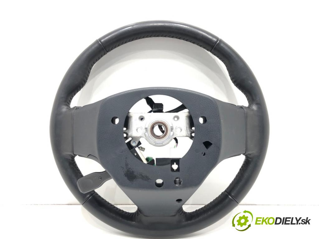 TOYOTA RAV 4 IV (_A4_) 2012 - 2022    2.5 Hybrid (AVA42_) 114 kW [155 KM] Hybryda silnik benzynowy / elektryczny 2015 - 2018  Volant  (Volanty)