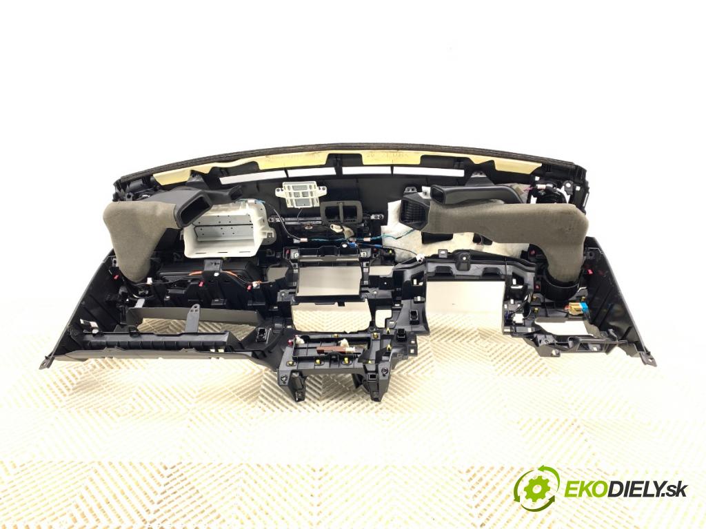 TOYOTA RAV 4 IV (_A4_) 2012 - 2022    2.5 Hybrid (AVA42_) 114 kW [155 KM] Hybryda silnik benzynowy / elektryczny 2015 - 2018  Palubná doska silentbloku pasy