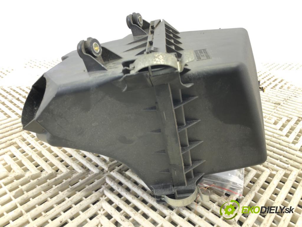 TOYOTA RAV 4 IV (_A4_) 2012 - 2022    2.5 Hybrid (AVA42_) 114 kW [155 KM] Hybryda silnik benzynowy / elektryczny 2015 - 2018  Obal filtra vzduchu 17705-36110 (Obaly filtrov vzduchu)