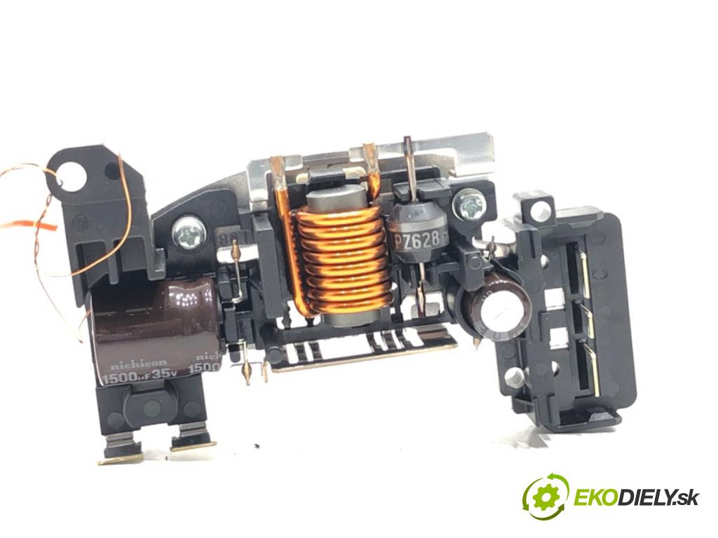 TOYOTA RAV 4 IV (_A4_) 2012 - 2022    2.5 Hybrid (AVA42_) 114 kW [155 KM] Hybryda silnik benzynowy / elektryczny 2015 - 2018  odpor rezistor topení vzduchu  (Odpory topení)