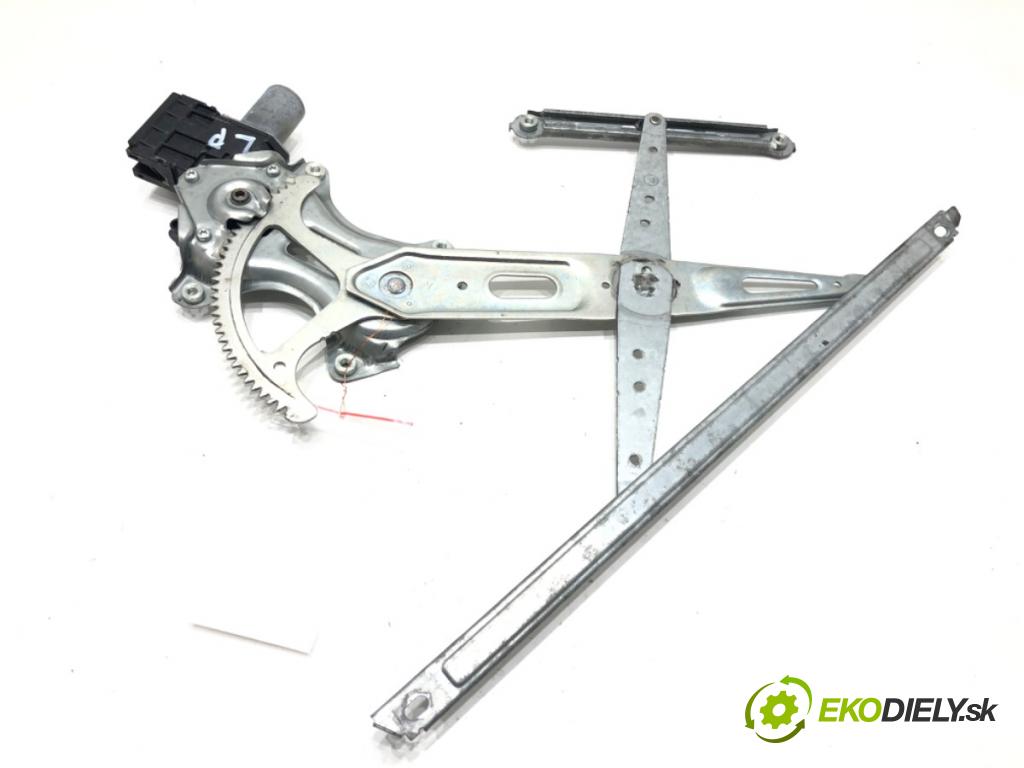 TOYOTA RAV 4 IV (_A4_) 2012 - 2022    2.5 Hybrid (AVA42_) 114 kW [155 KM] Hybryda silnik benzynowy / elektryczny 2015 - 2018  mechanismus okna levý přední část 85720-42120