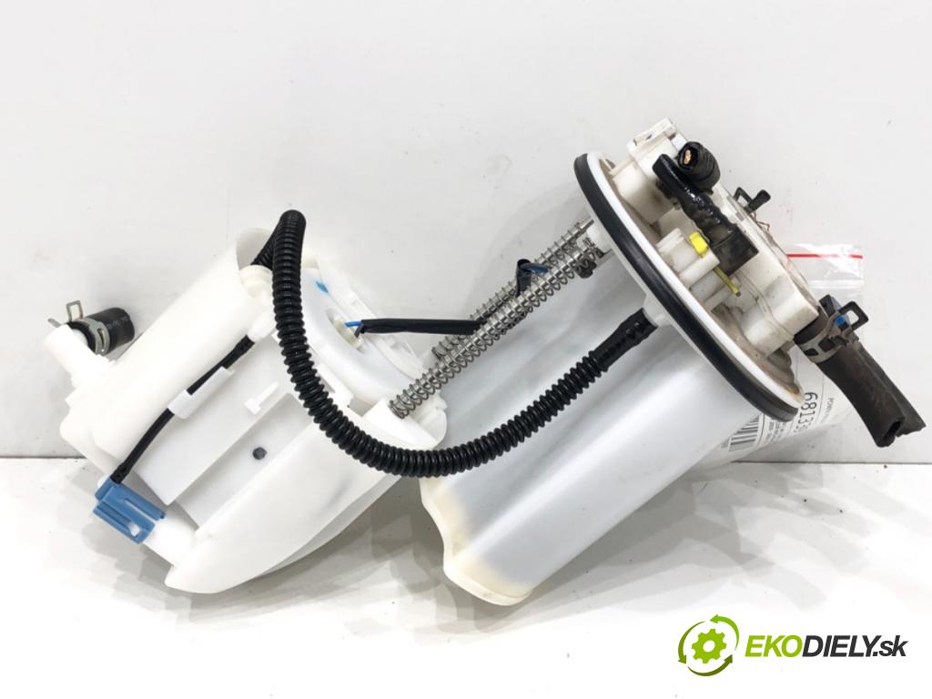 TOYOTA RAV 4 IV (_A4_) 2012 - 2022    2.5 Hybrid (AVA42_) 114 kW [155 KM] Hybryda silnik benzynowy / elektryczny 2015 - 2018  pumpa paliva 77704-42080