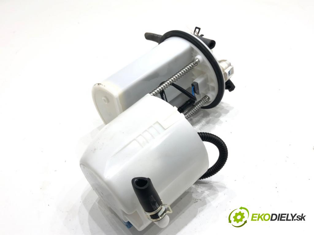 TOYOTA RAV 4 IV (_A4_) 2012 - 2022    2.5 Hybrid (AVA42_) 114 kW [155 KM] Hybryda silnik benzynowy / elektryczny 2015 - 2018  pumpa paliva 77704-42080