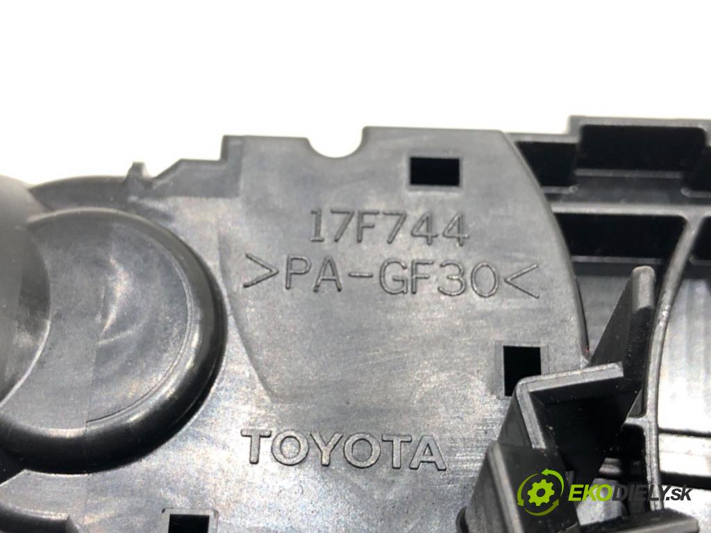 TOYOTA RAV 4 IV (_A4_) 2012 - 2022    2.5 Hybrid (AVA42_) 114 kW [155 KM] Hybryda silnik benzynowy / elektryczny 2015 - 2018  Prepínač kombinovaný 17F744 (Prepínače, spínače, tlačidlá a ovládače kúrenia)
