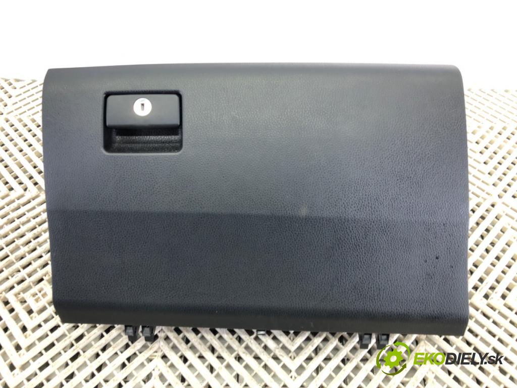 TOYOTA RAV 4 IV (_A4_) 2012 - 2022    2.5 Hybrid (AVA42_) 114 kW [155 KM] Hybryda silnik benzynowy / elektryczny 2015 - 2018  Priehradka, kastlík spolujazdca 55550-42120 (Priehradky, kastlíky)