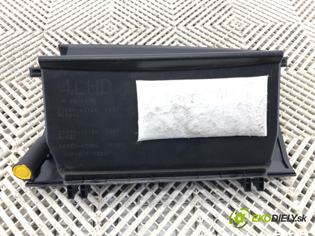 TOYOTA RAV 4 IV (_A4_) 2012 - 2022    2.5 Hybrid (AVA42_) 114 kW [155 KM] Hybryda silnik benzynowy / elektryczny 2015 - 2018  Priehradka, kastlík spolujazdca 55550-42120 (Priehradky, kastlíky)