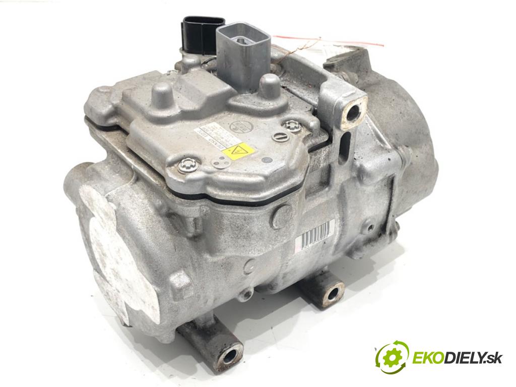 TOYOTA RAV 4 IV (_A4_) 2012 - 2022    2.5 Hybrid (AVA42_) 114 kW [155 KM] Hybryda silnik benzynowy / elektryczny 2015 - 2018  Kompresor klimatizácie 042200-0533 (Kompresory klimatizácie)