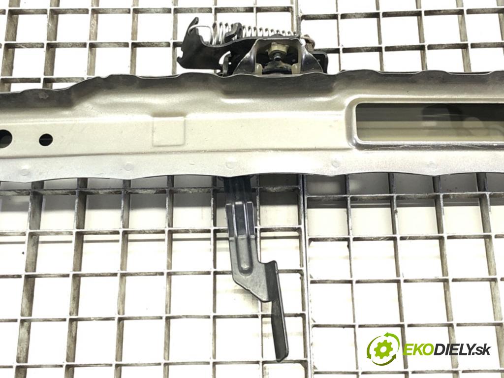 TOYOTA RAV 4 IV (_A4_) 2012 - 2022    2.5 Hybrid (AVA42_) 114 kW [155 KM] Hybryda silnik benzynowy / elektryczny 2015 - 2018  výztuha horní  (Výztuhy)