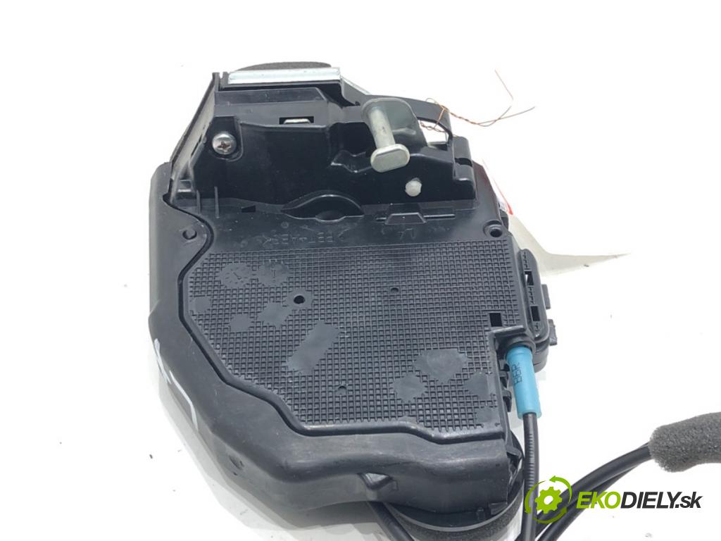 TOYOTA RAV 4 IV (_A4_) 2012 - 2022    2.5 Hybrid (AVA42_) 114 kW [155 KM] Hybryda silnik benzynowy / elektryczny 2015 - 2018  zámok dveře levý zadní část 7112906