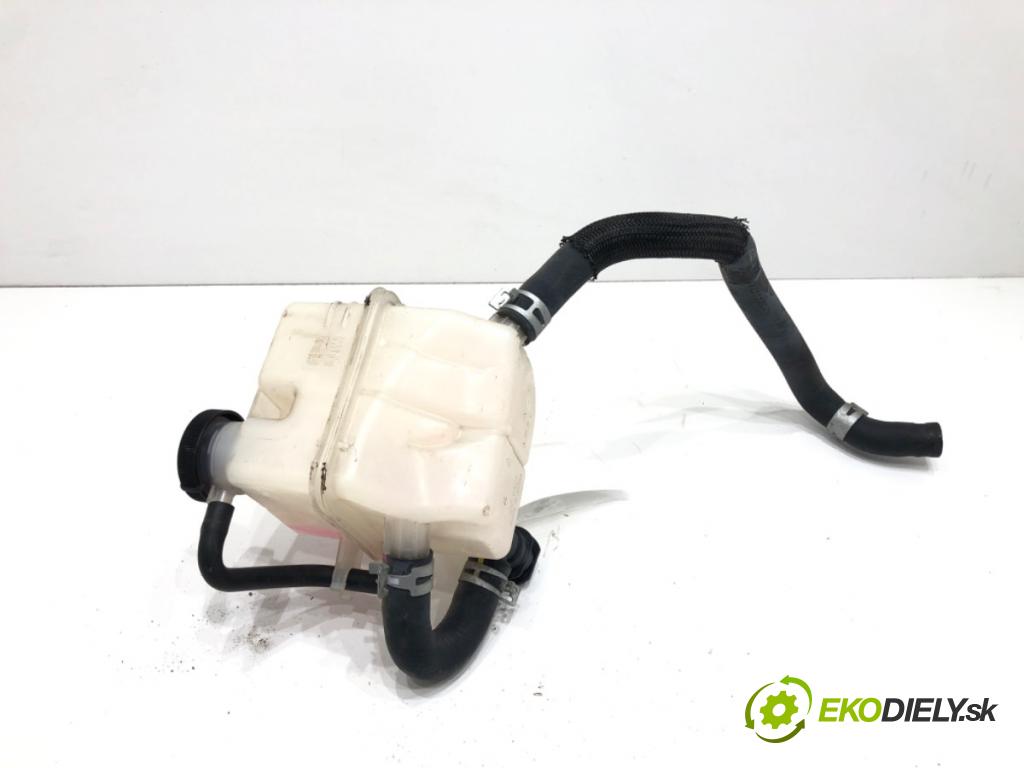 TOYOTA RAV 4 IV (_A4_) 2012 - 2022    2.5 Hybrid (AVA42_) 114 kW [155 KM] Hybryda silnik benzynowy / elektryczny 2015 - 2018  Nádržka vyrovnávacia (kvapaliny) chladiaceho