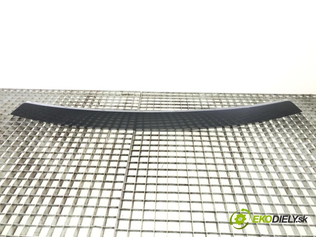 TOYOTA RAV 4 IV (_A4_) 2012 - 2022    2.5 Hybrid (AVA42_) 114 kW [155 KM] Hybryda silnik benzynowy / elektryczny 2015 - 2018  zadní část - čelo dveří 7682-42130