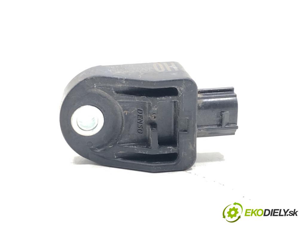 TOYOTA RAV 4 IV (_A4_) 2012 - 2022    2.5 Hybrid (AVA42_) 114 kW [155 KM] Hybryda silnik benzynowy / elektryczny 2015 - 2018  Snímač nárazu 89173-12180 (Snímače nárazu)