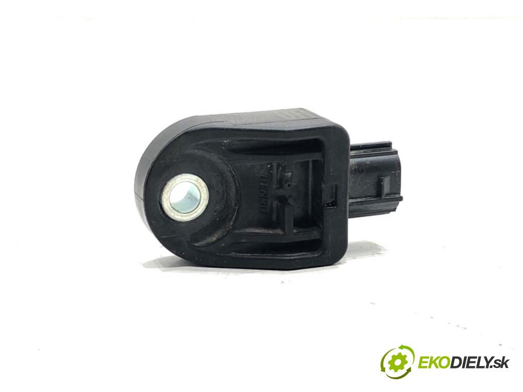 TOYOTA RAV 4 IV (_A4_) 2012 - 2022    2.5 Hybrid (AVA42_) 114 kW [155 KM] Hybryda silnik benzynowy / elektryczny 2015 - 2018  Snímač nárazu 89173-12180 (Snímače nárazu)