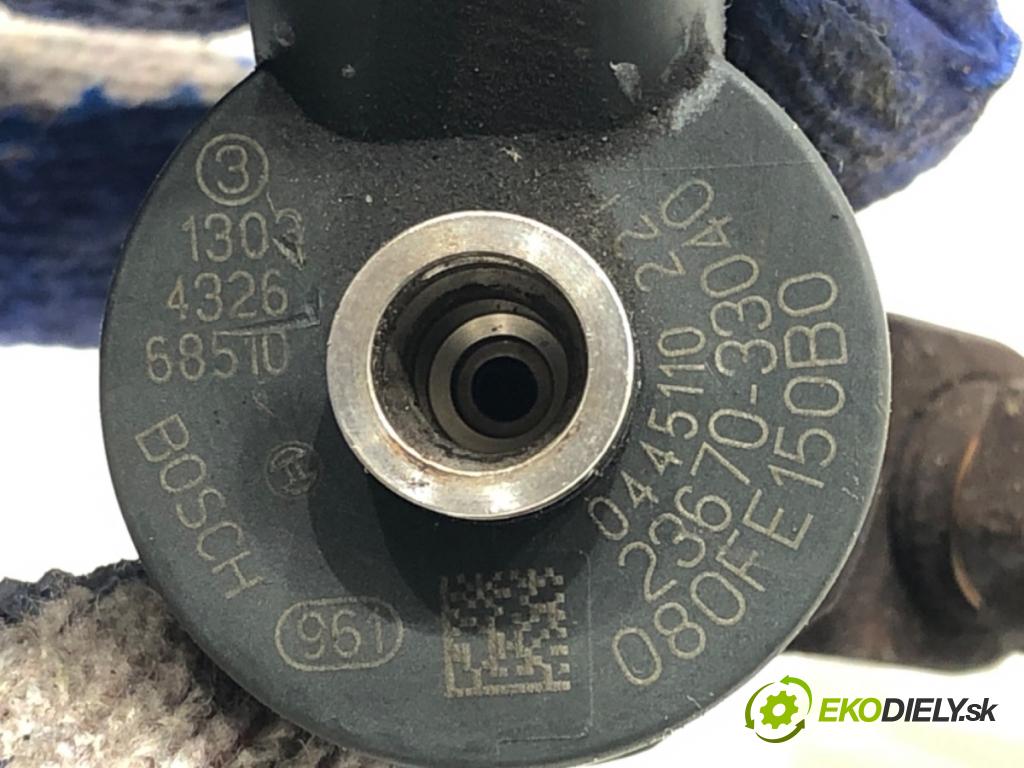 TOYOTA AURIS (_E15_) 2006 - 2012    1.4 D-4D (NDE150_) 66 kW [90 KM] olej napędowy 2007 - 2012  vstrekovač 23670-33040 (Vstrekovače)