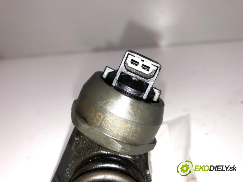 AUDI A4 B6 (8E2) 2000 - 2005    1.9 TDI 96 kW [130 KM] olej napędowy 2000 - 2004  vstrekovač 038130073AN (Vstrekovače)