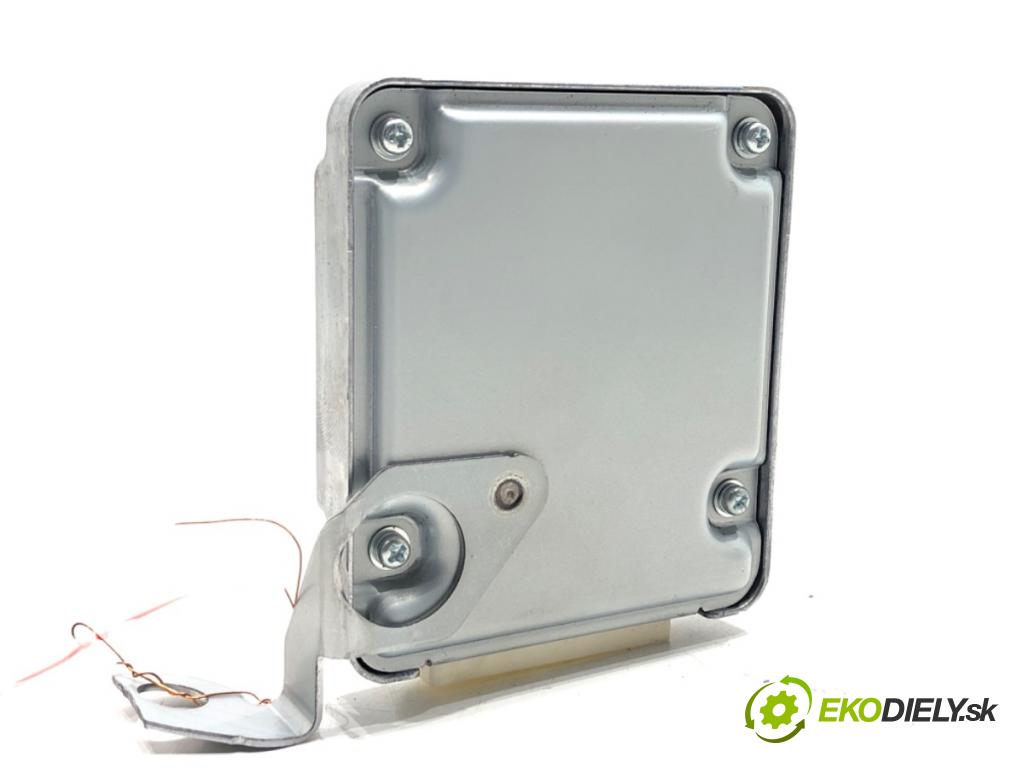 TOYOTA RAV 4 IV (_A4_) 2012 - 2022    2.5 Hybrid (AVA42_) 114 kW [155 KM] Hybryda silnik benzynowy / elektryczny 2015 - 2018  Modul Riadiaca jednotka 88150-42021 (Ostatné)