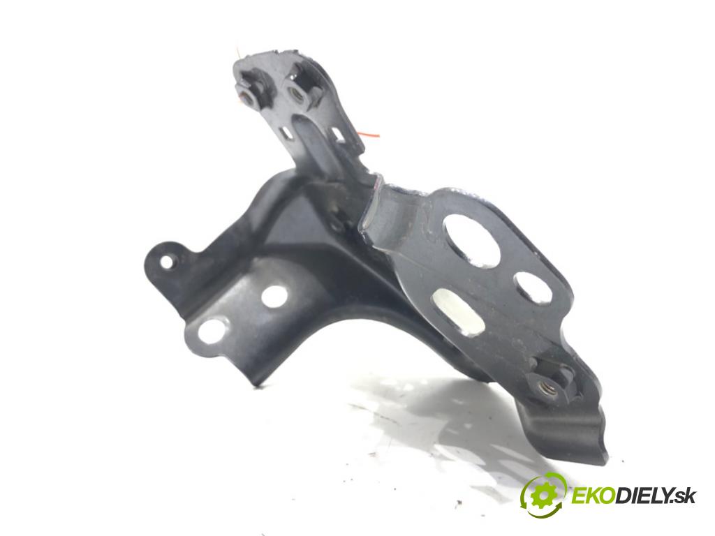 TOYOTA RAV 4 IV (_A4_) 2012 - 2022    2.5 Hybrid (AVA42_) 114 kW [155 KM] Hybryda silnik benzynowy / elektryczny 2015 - 2018  uchycení blatníka pravý přední část