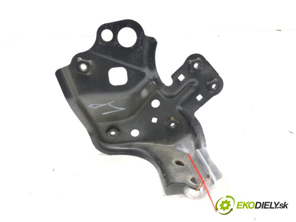 TOYOTA RAV 4 IV (_A4_) 2012 - 2022    2.5 Hybrid (AVA42_) 114 kW [155 KM] Hybryda silnik benzynowy / elektryczny 2015 - 2018  uchycení blatníka levý přední část