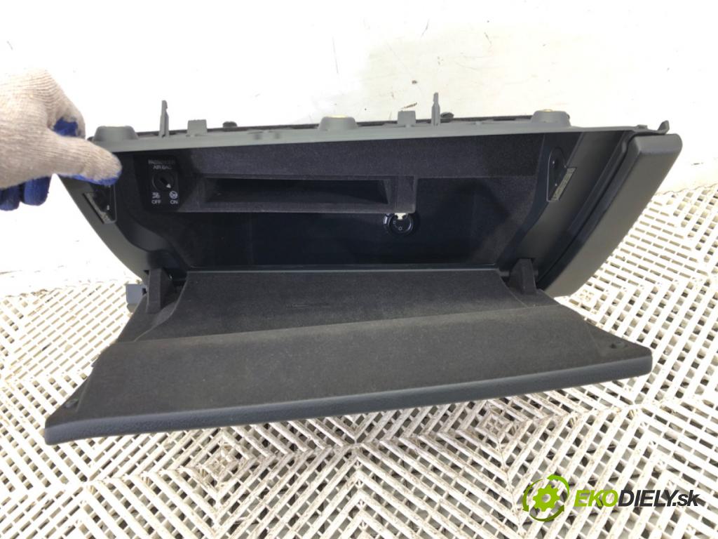 AUDI A8 D5 (4N2, 4N8) 2017 - 2022    60 TFSI Mild Hybrid quattro 338 kW [460 KM] Hybryda silnik benzynowy / elektryczny 2018 - 2022  Priehradka, kastlík spolujazdca 4N1857035 (Priehradky, kastlíky)