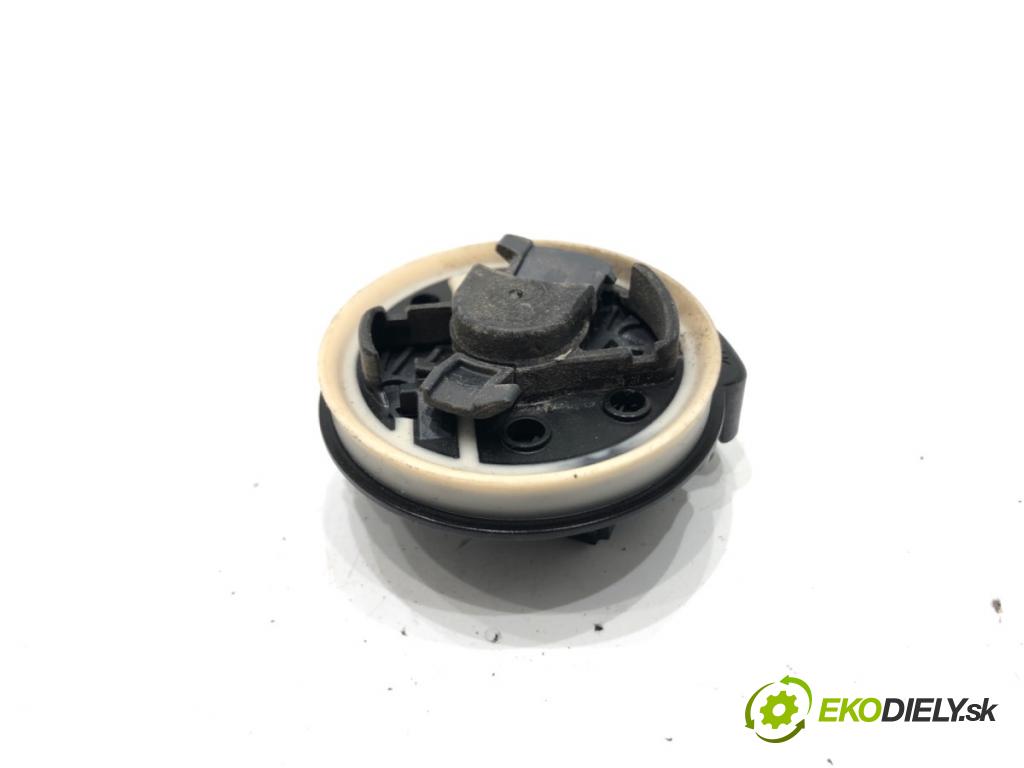 AUDI A8 D5 (4N2, 4N8) 2017 - 2022    60 TFSI Mild Hybrid quattro 338 kW [460 KM] Hybryda silnik benzynowy / elektryczny 2018 - 2022  Snímač nárazu 4N0955557A (Snímače nárazu)