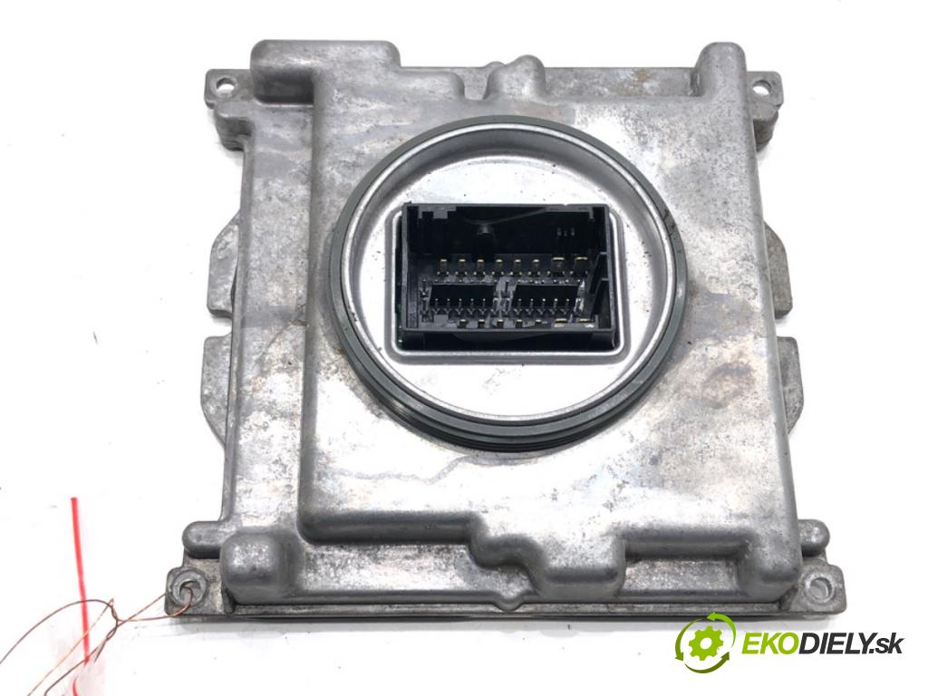 AUDI A8 D5 (4N2, 4N8) 2017 - 2022    60 TFSI Mild Hybrid quattro 338 kW [460 KM] Hybryda silnik benzynowy / elektryczny 2018 - 2022  Menič XENON 7PP941592AC (Riadiace jednotky xenónu)