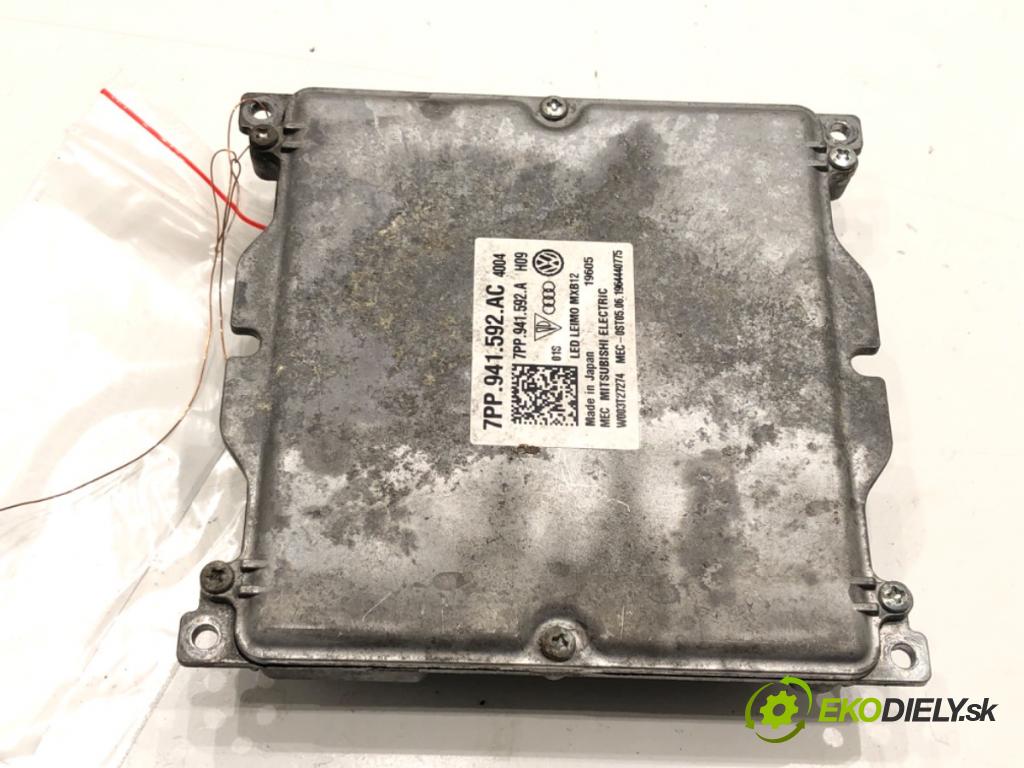 AUDI A8 D5 (4N2, 4N8) 2017 - 2022    60 TFSI Mild Hybrid quattro 338 kW [460 KM] Hybryda silnik benzynowy / elektryczny 2018 - 2022  Menič XENON 7PP941592AC (Riadiace jednotky xenónu)