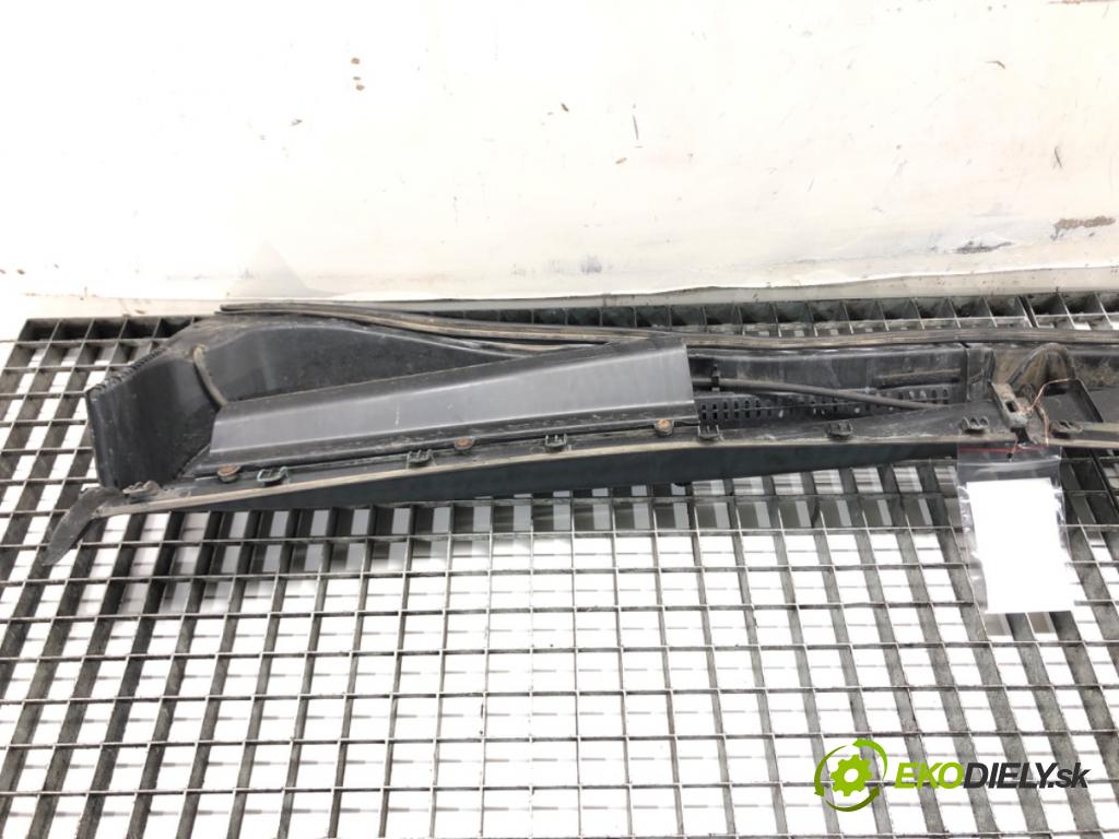 KIA RIO II (JB) 2005 - 2011    1.4 16V 71 kW [97 KM] benzyna 2005 - 2011  Torpédo, plast pod čelné okno 86150-1G000 (Torpéda)