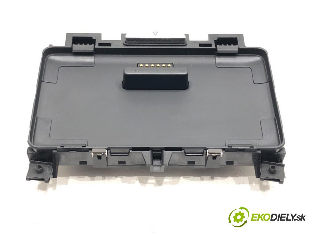 AUDI A8 D5 (4N2, 4N8) 2017 - 2022    60 TFSI Mild Hybrid quattro 338 kW [460 KM] Hybryda silnik benzynowy / elektryczny 2018 - 2022  Držiak 4N0035705A