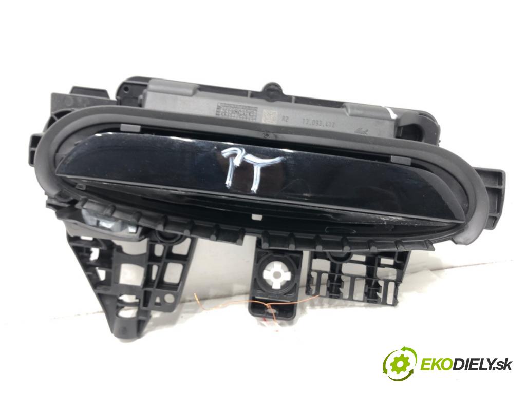 BMW X1 (U11) 2022-2025    s-drive 2.0i 115kW [156KM] BENZYNA  Kľučka vonkajšia pravy zad 5A68EF2