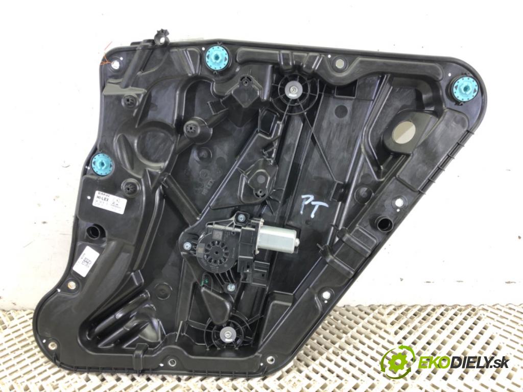 BMW X1 (U11) 2022-2025    s-drive 2.0i 115kW [156KM] BENZYNA  mechanismus okna pravý zadní část 5A1D878