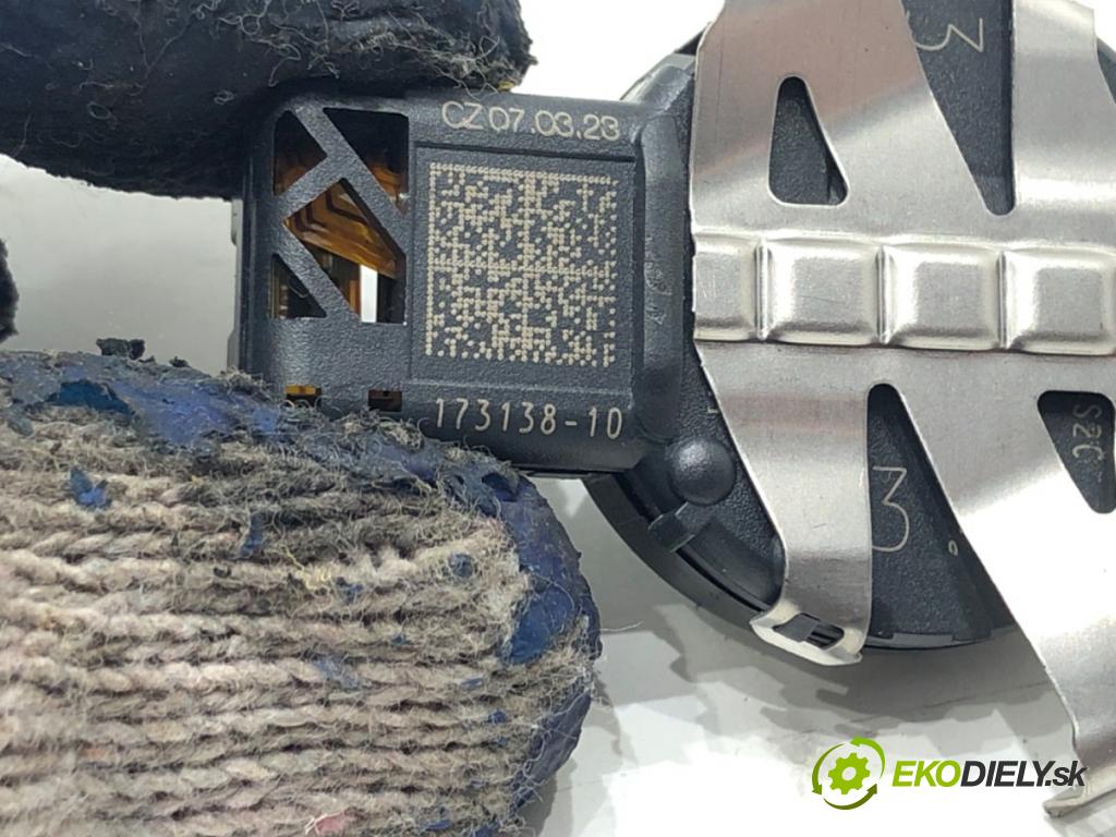 BMW X1 (U11) 2022-2025    s-drive 2.0i 115kW [156KM] BENZYNA  Snímač dažďa 5A71583 (Snímače dažďa)