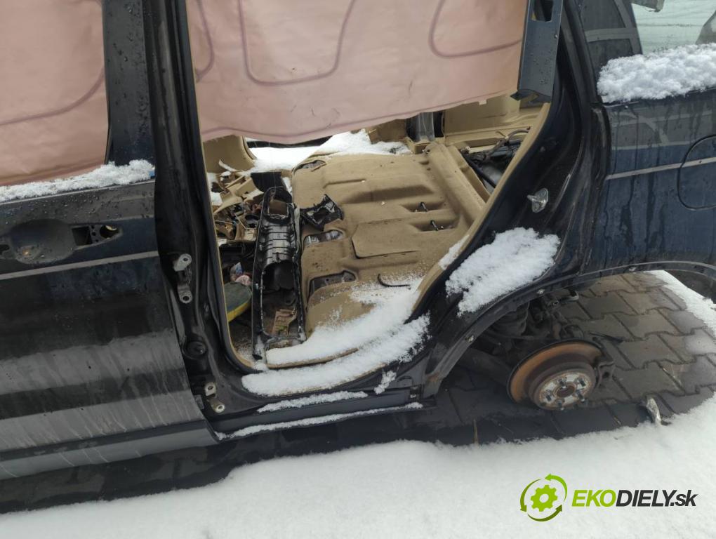 HONDA CR-V III (RE_) 2006 - 2022    2.0 i-VTEC (RE5, RE1) 110 kW [150 KM] benzyna 2007 - 2012  KAROSERIA ČTVRŤÁK blatník zadní část práh střecha PODŁUŻNICA