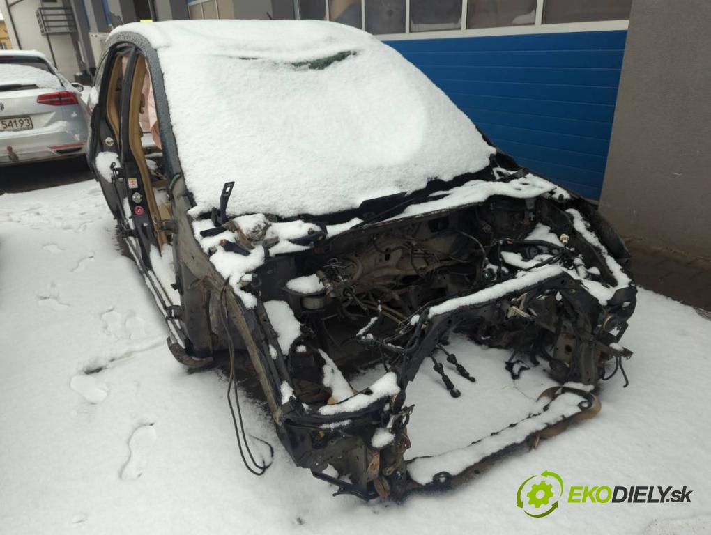 HONDA CR-V III (RE_) 2006 - 2022    2.0 i-VTEC (RE5, RE1) 110 kW [150 KM] benzyna 2007 - 2012  KAROSERIA ČTVRŤÁK blatník zadní část práh střecha PODŁUŻNICA