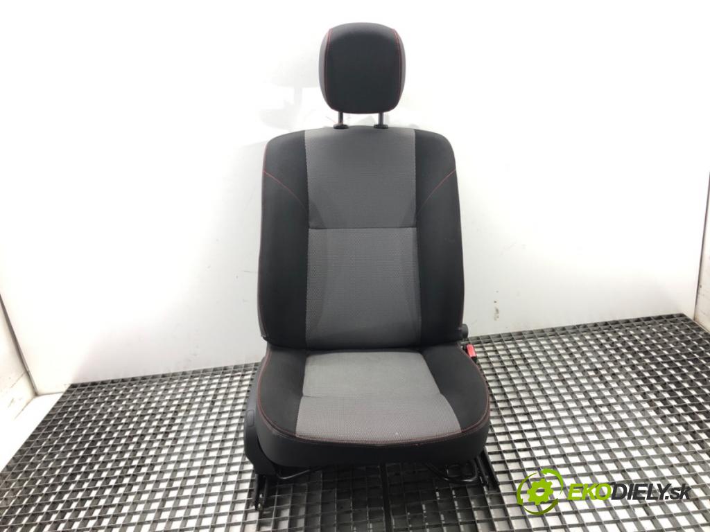 DACIA DUSTER (HS_) 2010 - 2018    1.6 16V LPG 77 kW [105 KM] Benzyna / gaz samochodowy (LPG) 2011 - 2018  Sedadlo pravy predný 
