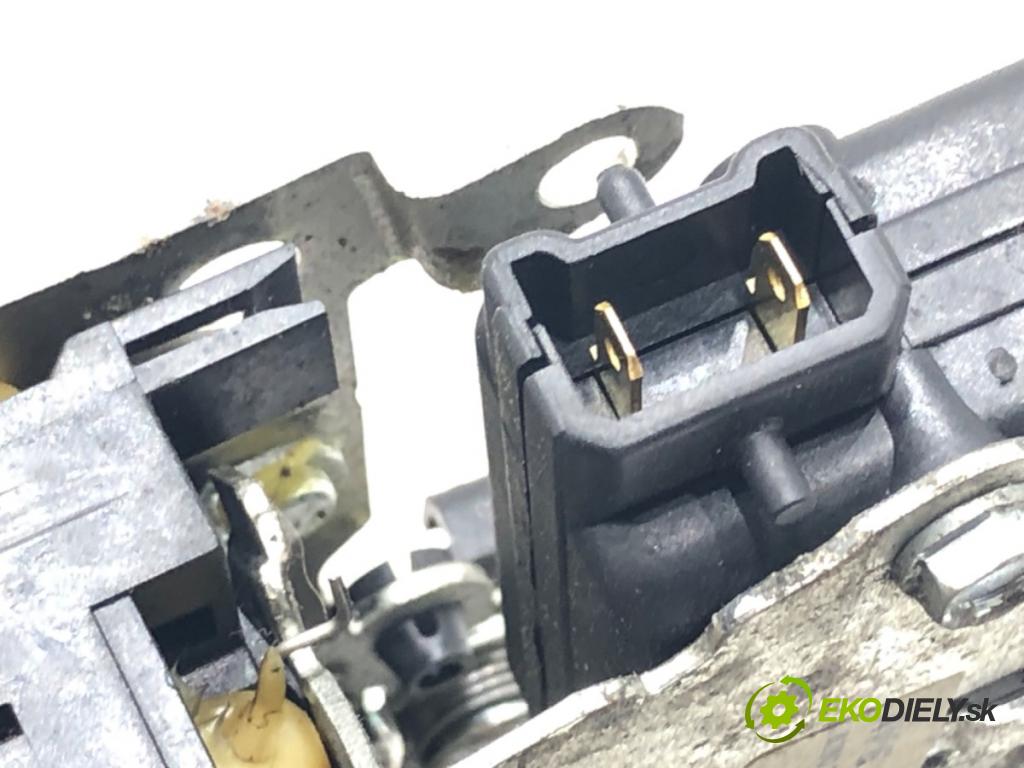 DACIA DUSTER (HS_) 2010 - 2018    1.6 16V LPG 77 kW [105 KM] Benzyna / gaz samochodowy (LPG) 2011 - 2018  zámok dveře levý přední část 8200735227