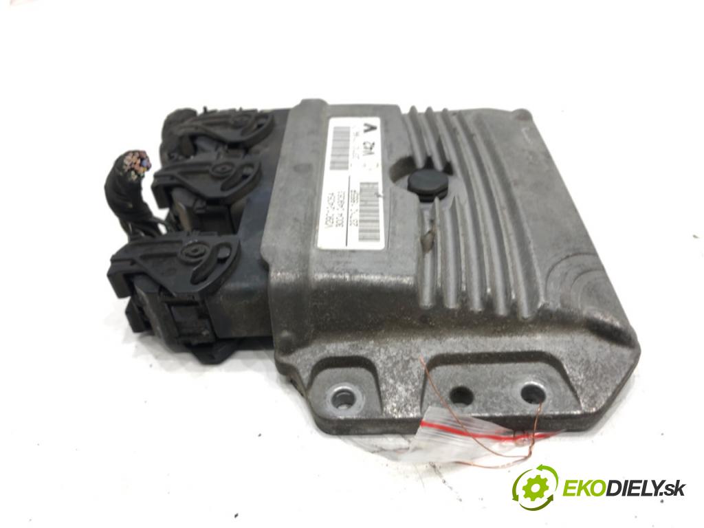 DACIA DUSTER (HS_) 2010 - 2018    1.6 16V LPG 77 kW [105 KM] Benzyna / gaz samochodowy (LPG) 2011 - 2018  riadiaca jednotka Motor 237101719R (Riadiace jednotky)