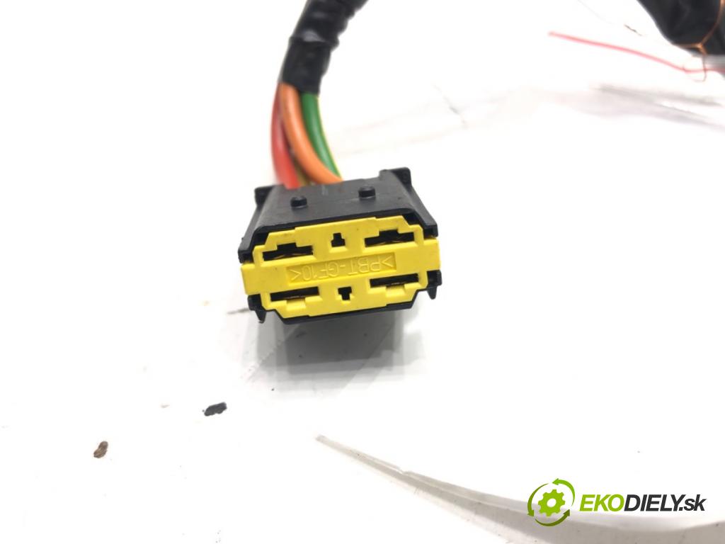 DACIA DUSTER (HS_) 2010 - 2018    1.6 16V LPG 77 kW [105 KM] Benzyna / gaz samochodowy (LPG) 2011 - 2018  spinačka  (Spínacie skrinky a kľúče)