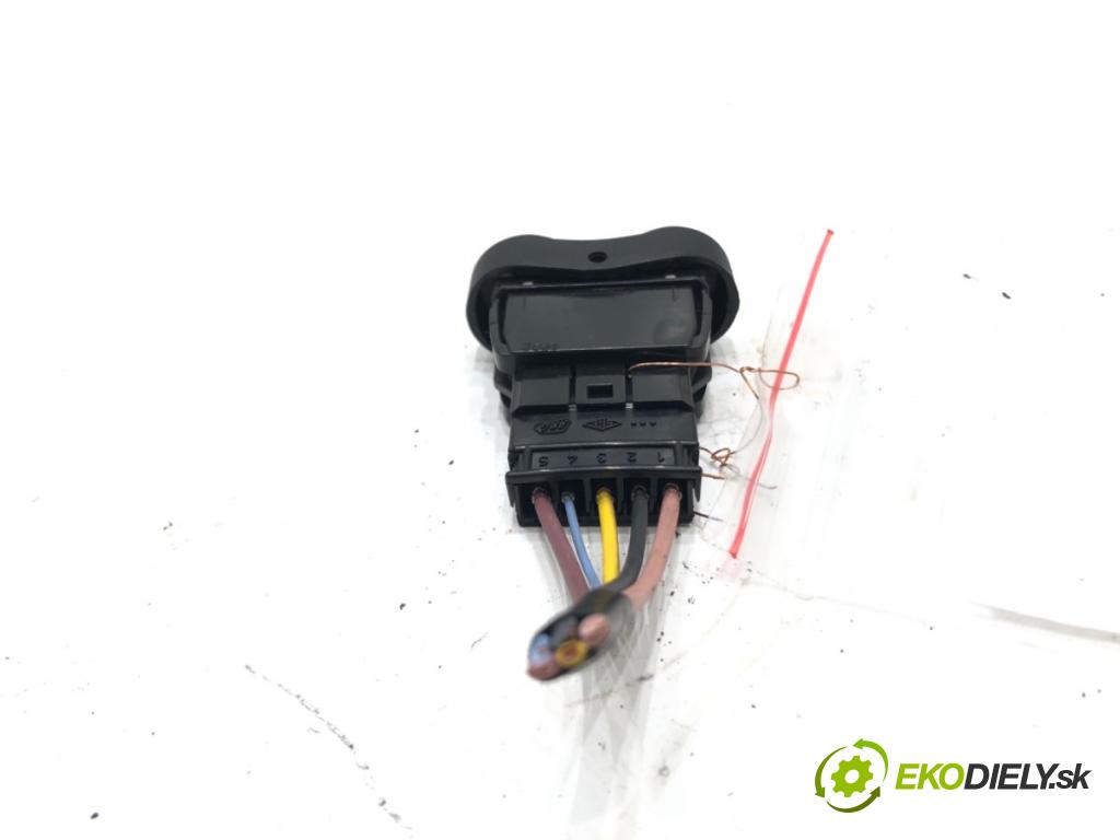DACIA DUSTER (HS_) 2010 - 2018    1.6 16V LPG 77 kW [105 KM] Benzyna / gaz samochodowy (LPG) 2011 - 2018  Prepínač okien  (Prepínače, spínače, tlačidlá a ovládače kúrenia)