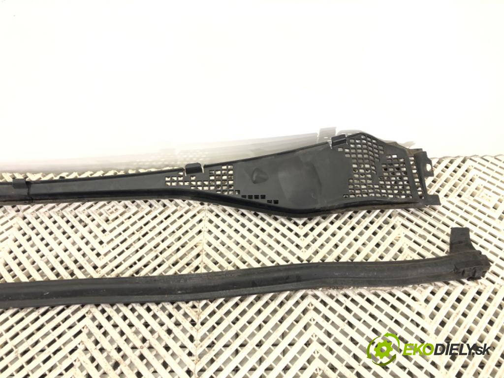 DACIA DUSTER (HS_) 2010 - 2018    1.6 16V LPG 77 kW [105 KM] Benzyna / gaz samochodowy (LPG) 2011 - 2018  Torpédo, plast pod čelné okno 8200294316 (Torpéda)