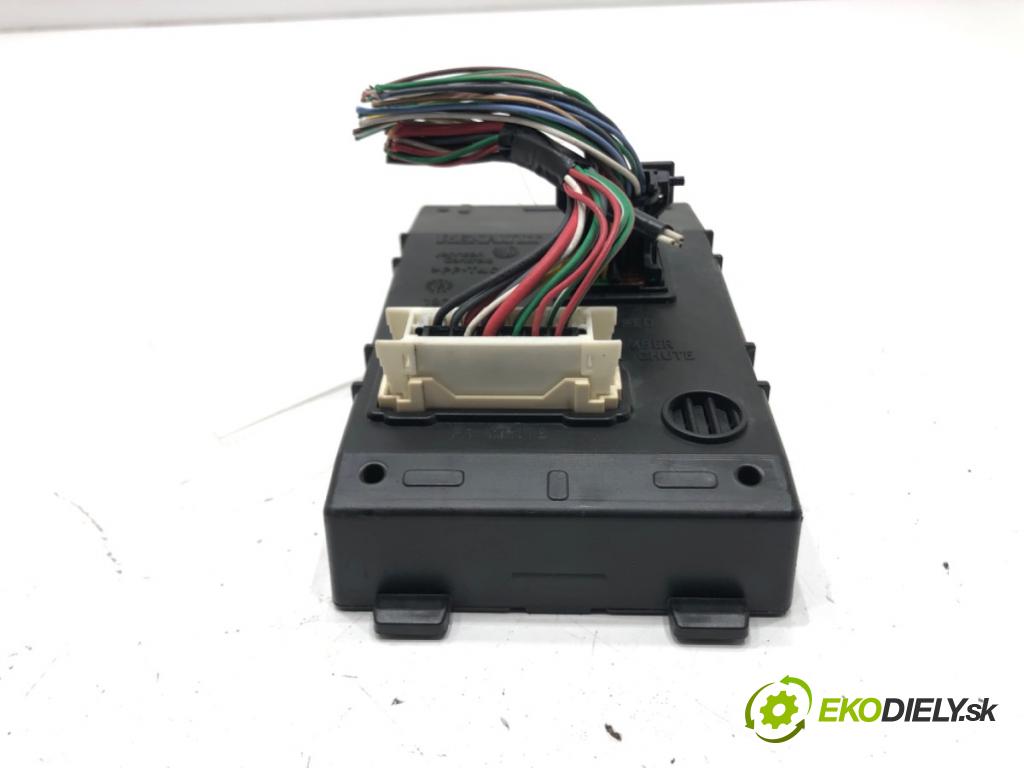 DACIA DUSTER (HS_) 2010 - 2018    1.6 16V LPG 77 kW [105 KM] Benzyna / gaz samochodowy (LPG) 2011 - 2018  Modul BCM 8201279201 (Ostatné)