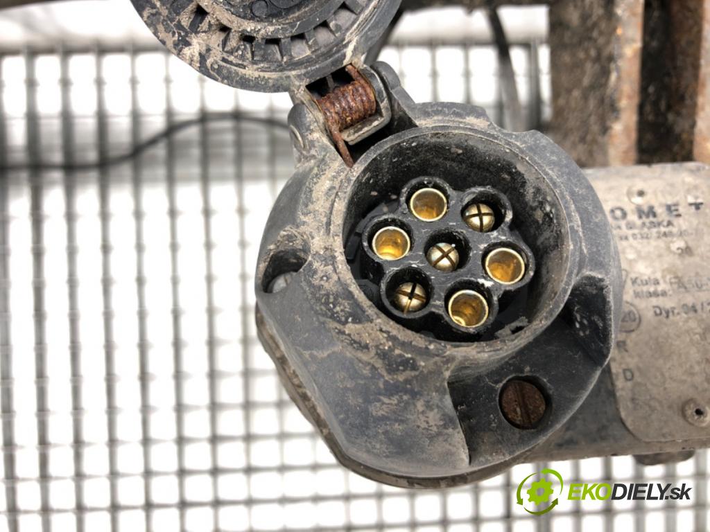 DACIA DUSTER (HS_) 2010 - 2018    1.6 16V LPG 77 kW [105 KM] Benzyna / gaz samochodowy (LPG) 2011 - 2018  Hák tažné zařízení  (Tažná zařízení)