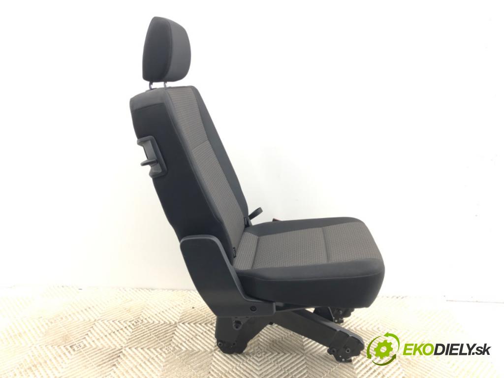 VW TRANSPORTER / CARAVELLE VI Autobus (SGB, SGJ, SHB, SHJ) 2015 - 2022    2.0 TDI 110 kW [150 KM] olej napędowy 2015 - 2022  Sedadlo Sedadlo zad