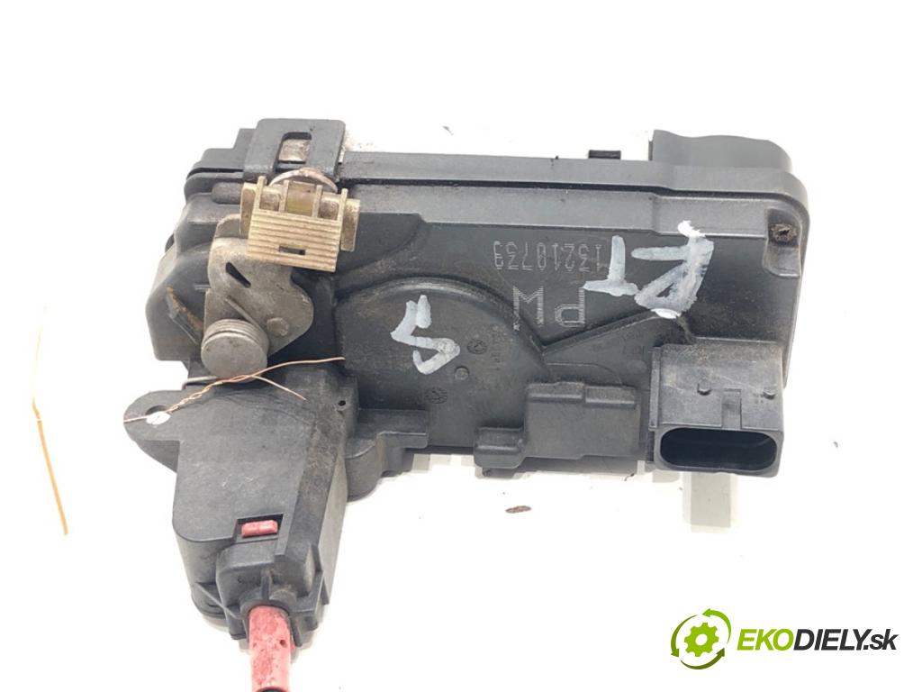 OPEL ZAFIRA B Nadwozie pełne/minivan (A05) 2005 - 2015    1.9 CDTI VAN (M75) 88 kW [120 KM] olej napędowy 2005 - 2015  zámok dveře pravý zadní část 13210739