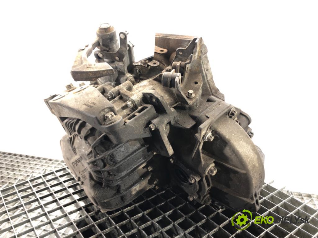 OPEL ZAFIRA B Nadwozie pełne/minivan (A05) 2005 - 2015    1.9 CDTI VAN (M75) 88 kW [120 KM] olej napędowy 2005 - 2015  Prevodovka 55192042 (Prevodovky)