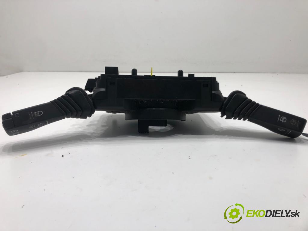 OPEL ZAFIRA B Nadwozie pełne/minivan (A05) 2005 - 2015    1.9 CDTI VAN (M75) 88 kW [120 KM] olej napędowy 2005 - 2015  Prepínač kombinovaný 93183451 (Prepínače, spínače, tlačidlá a ovládače kúrenia)