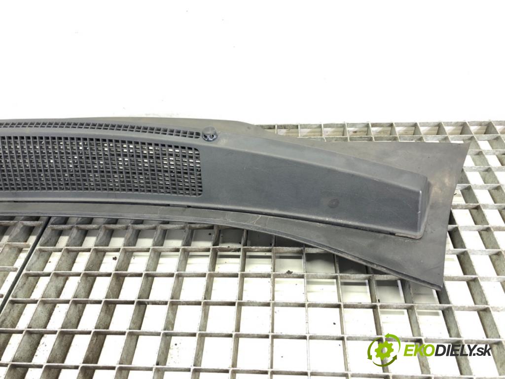 OPEL ZAFIRA B Nadwozie pełne/minivan (A05) 2005 - 2015    1.9 CDTI VAN (M75) 88 kW [120 KM] olej napędowy 2005 - 2015  Torpédo, plast pod čelné okno 13142034 (Torpéda)