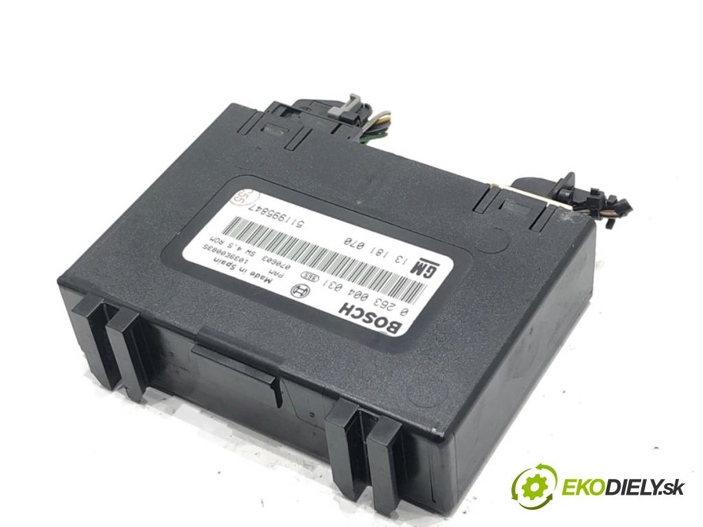 OPEL ZAFIRA B Nadwozie pełne/minivan (A05) 2005 - 2015    1.9 CDTI VAN (M75) 88 kW [120 KM] olej napędowy 2005 - 2015  Modul PDC 13181070 (Ostatné)