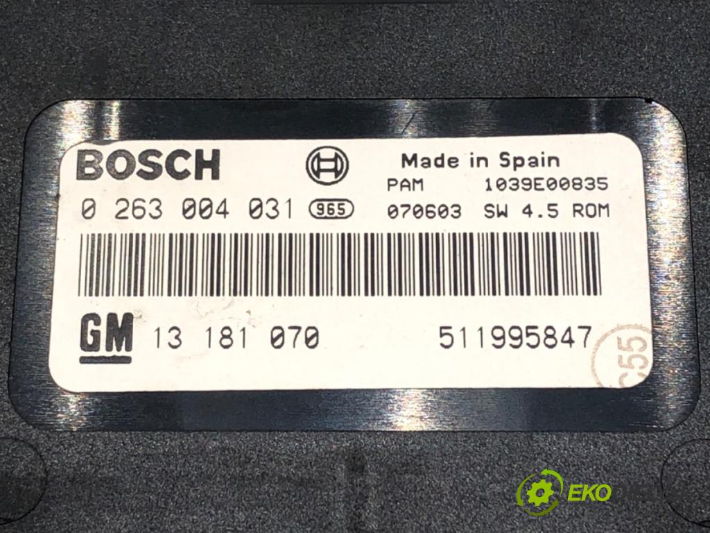 OPEL ZAFIRA B Nadwozie pełne/minivan (A05) 2005 - 2015    1.9 CDTI VAN (M75) 88 kW [120 KM] olej napędowy 2005 - 2015  Modul PDC 13181070 (Ostatné)