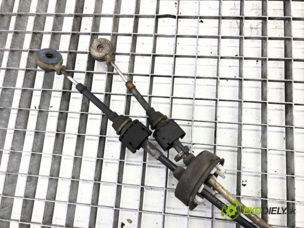 OPEL ZAFIRA B Nadwozie pełne/minivan (A05) 2005 - 2015    1.9 CDTI VAN (M75) 88 kW [120 KM] olej napędowy 2005 - 2015  Kulisa 55351959 (Rýchlostné páky / kulisy)