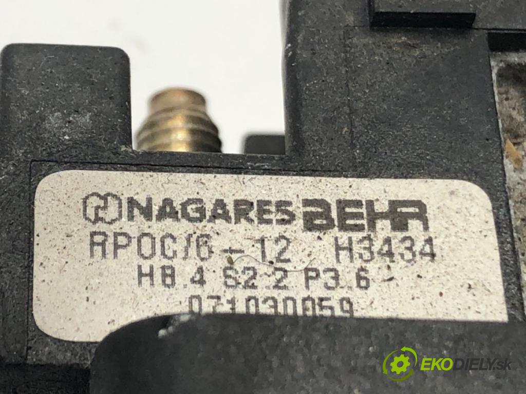 OPEL ZAFIRA B Nadwozie pełne/minivan (A05) 2005 - 2015    1.9 CDTI VAN (M75) 88 kW [120 KM] olej napędowy 2005 - 2015  Výhrevné teleso, radiátor kúrenia elektrická 13204090 (Radiátory kúrenia)